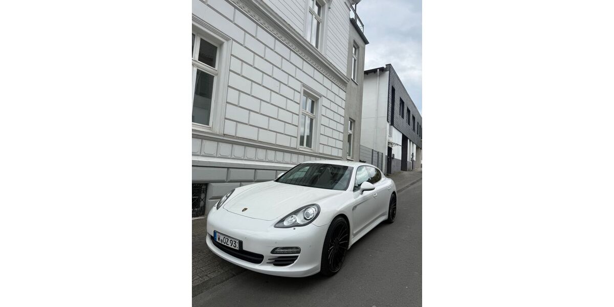 Porsche Panamera 167.500 km 22.000 &euro; Wuppertal 42277