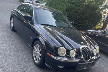 Jaguar S-Type 191.000 km 1.250 &euro; Essen 45134