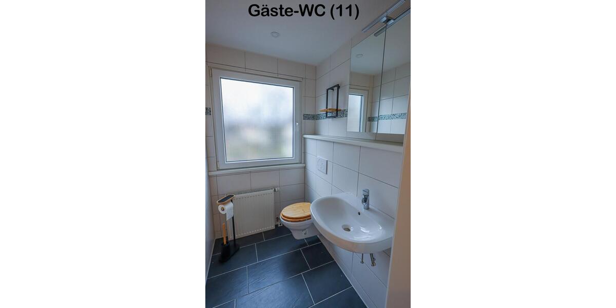 Einzugsf. DG-Wohnung 125qm mit Wärmepumpe (komplettrenoviert) 5 zimmer