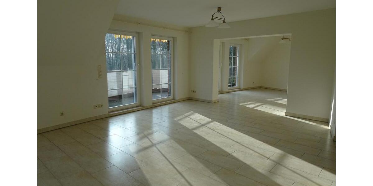 Etagenwohnung Bottrop Feldhausen - 3.5 Zimmer, 119 m&sup2;, 1.100&euro; | Angebot:25810856