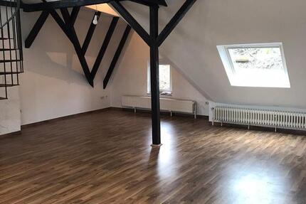 Großzügige 4,5-Zimmer-Dachgeschosswohnung mit offenem Wohnkonzept 4.5 zimmer