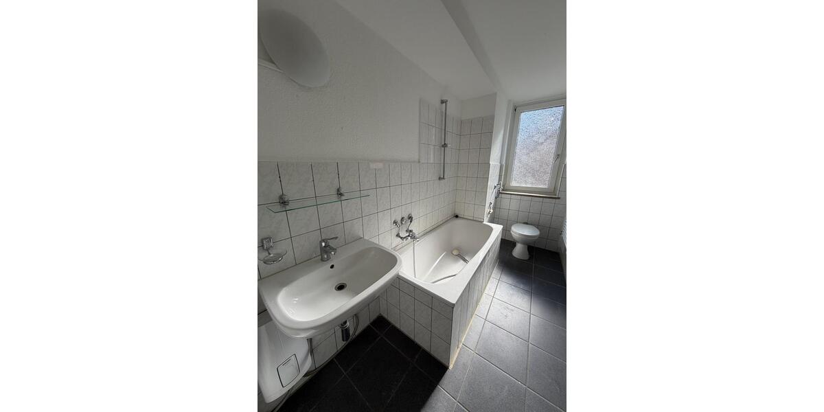 Etagenwohnung Essen Stadtbezirk II - 2 Zimmer, 63 m&sup2;, 690&euro; | Angebot:25749528