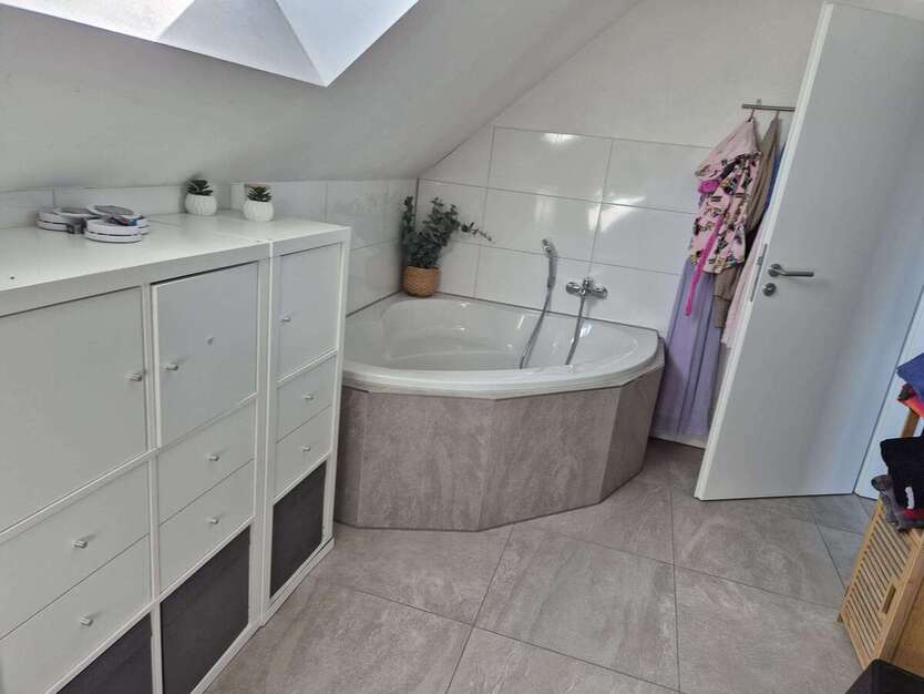 Haus zum Mieten in Duisburg-Baerl 1.600 € 108 m² 4 zimmer