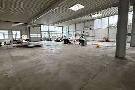 Halle in Bochum 3.250 € 415 m² zimmer
