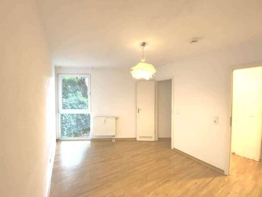 Wohnung zum Mieten in Dortmund 350 € 18.22 m²