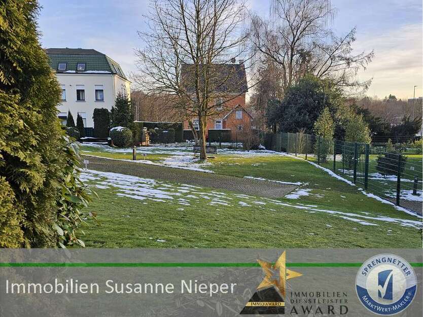 Grundstück zu verkaufen in Solingen 364.000 € 800 m²