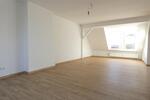 Dachgeschoßwohnung Essen Stadtbezirk III - 3 Zimmer, 67 m&sup2;, 699&euro; | Angebot:25170096