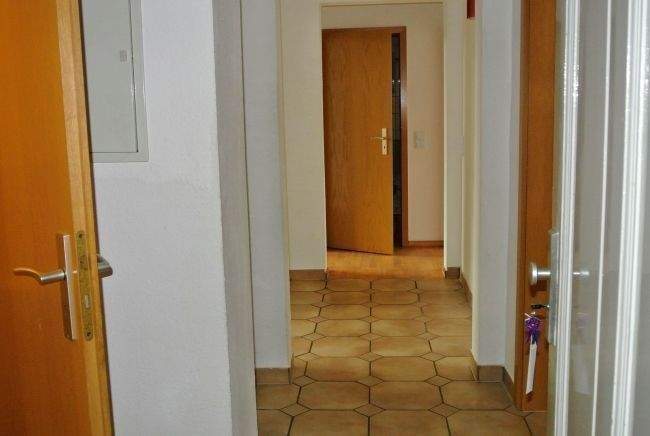 In einem Patrizierhaus mit hohen Decken befindet sich eine 4 Zimmer-Wohnung mit neuer Ausstattung für Altbauliebhaber**** 4 zimmer