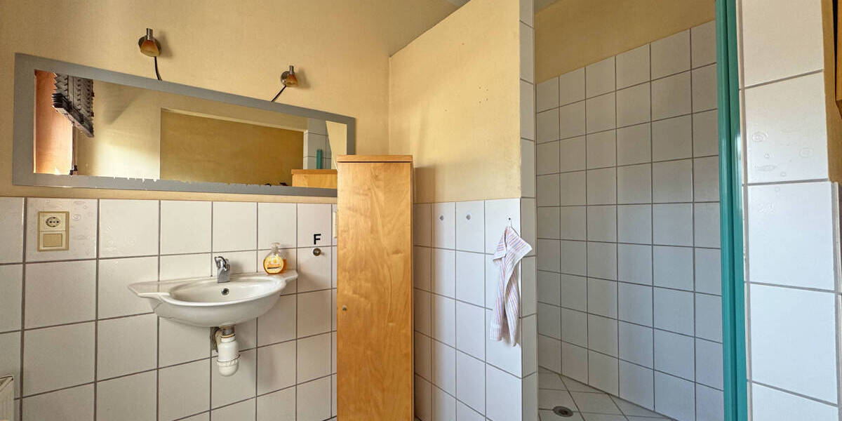 Mehrfamilienhaus, Wohnhaus Voerde - 1 Zimmer, 272 m&sup2;, 420.000&euro; | Angebot:25684445