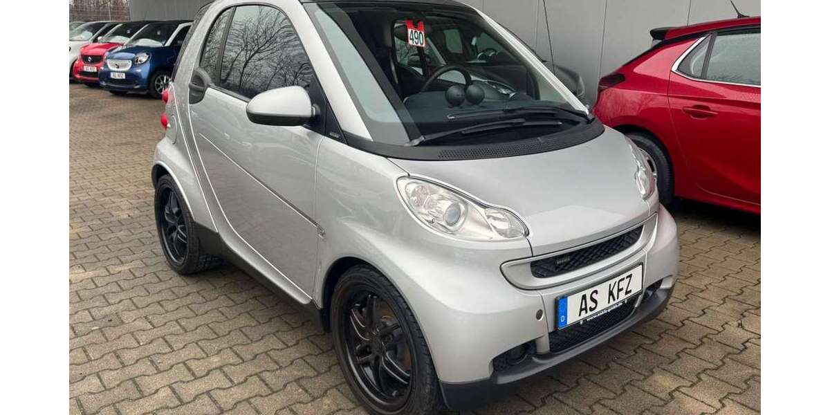 Smart forTwo 111.352 km 8.990 &euro; Castrop-Rauxel 44579