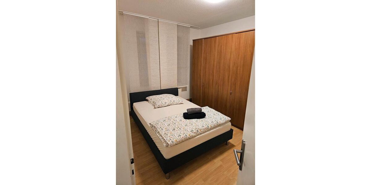 Große helle 3 Zimmer wohnung zum wermiten 1 zimmer