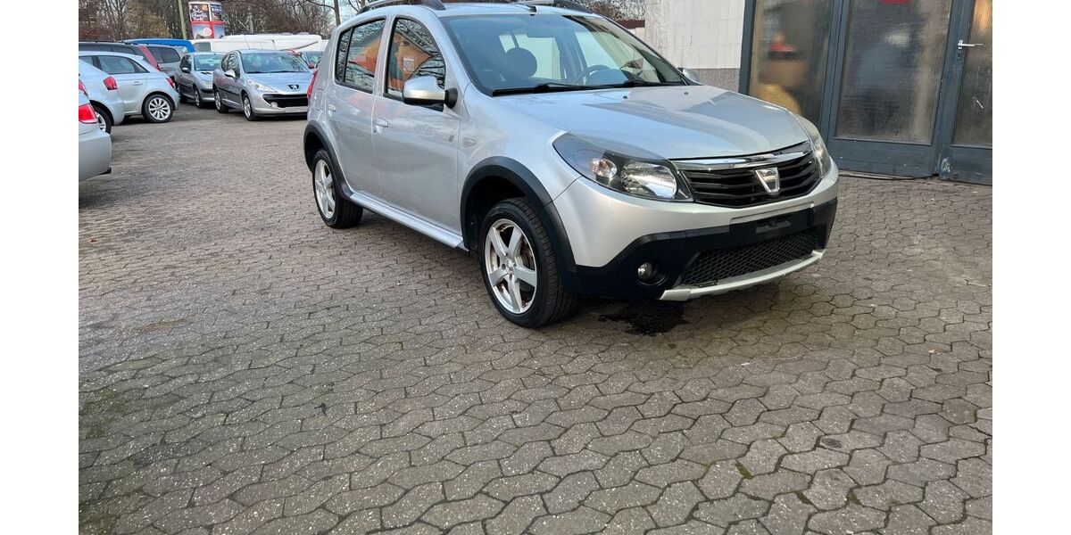 Dacia Sandero 139.000 km 5.980 &euro; Essen 45141