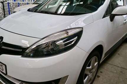 Renault Scenic 142.000 km 7.490 &euro; Ratingen 40878