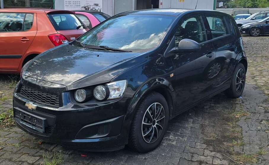 Chevrolet Aveo 169.179 km 1.249 € Essen 45329