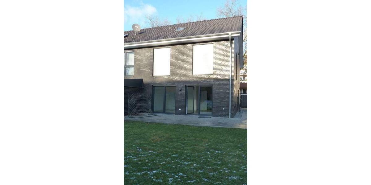 *Eine Oase zum Wohlfühlen* - Großzügige Doppelhaushälfte mit Terrasse, Garten und Garage in HER-Baukau 5 zimmer