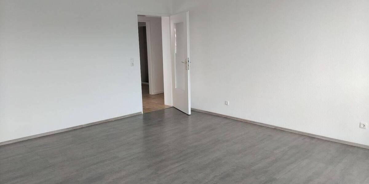 Etagenwohnung Gelsenkirchen Feldmark - 3 Zimmer, 83 m&sup2;, 589&euro; | Angebot:26917383