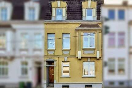 Haus zum Kaufen in Mülheim an der Ruhr 299.000 € 175 m² 8 zimmer