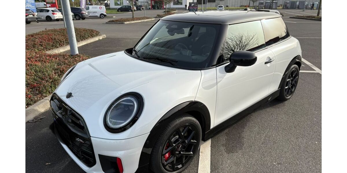 Mini John Cooper Works 2.700 km 37.599 &euro; Haan 42781