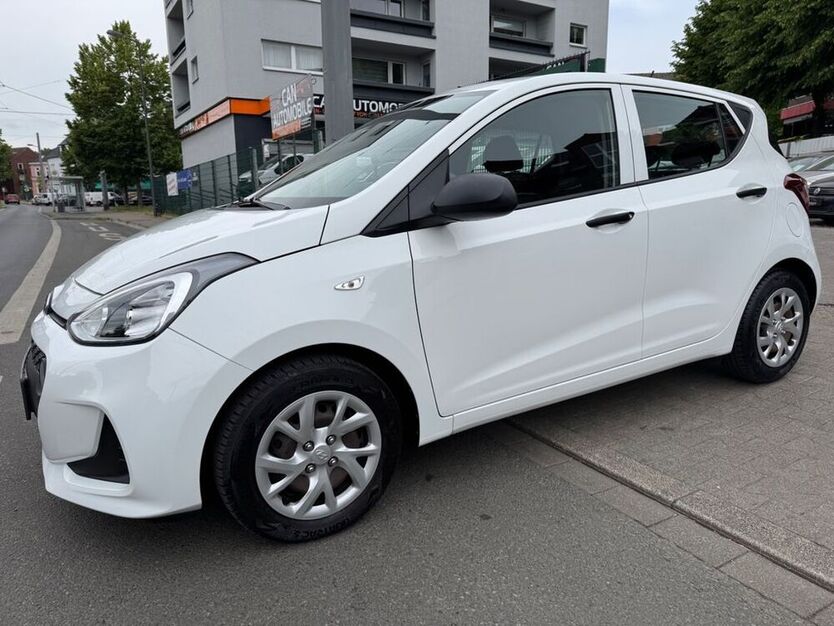 i10