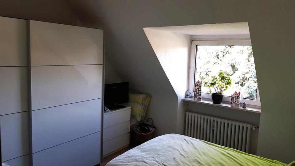 Dachgeschoßwohnung Essen Stadtbezirk V - 3 Zimmer, 55 m&sup2;, 460&euro; | Angebot:25826426