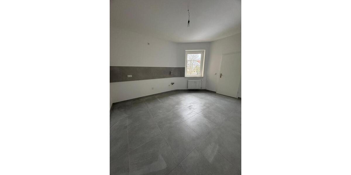 Erstbezug nach Renovierung – stilvolle 3,5 -Zimmer-Wohnung 3 zimmer