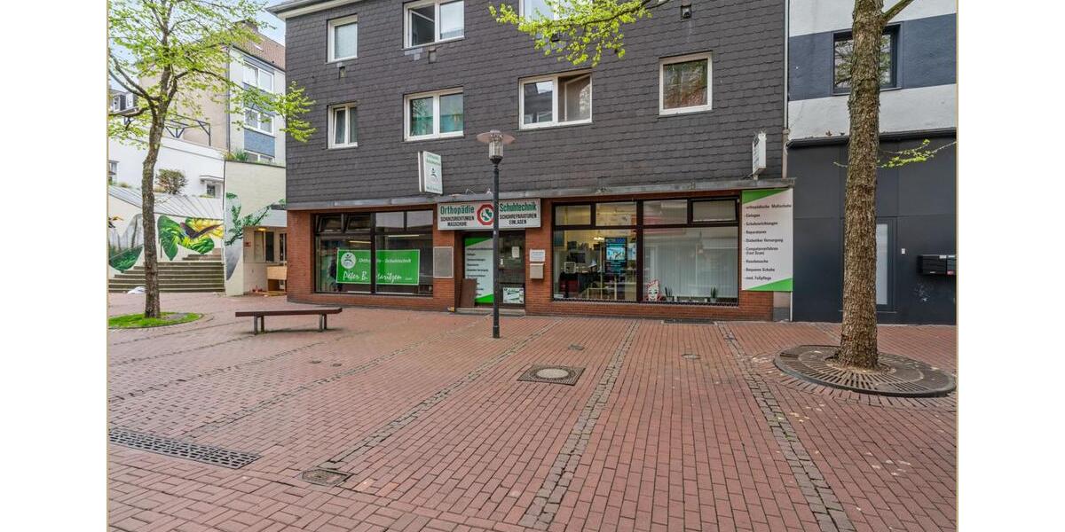 Mehrfamilienhaus mit Gewerbeeinheit – attraktive Kapitalanlage in zentraler Lage zimmer