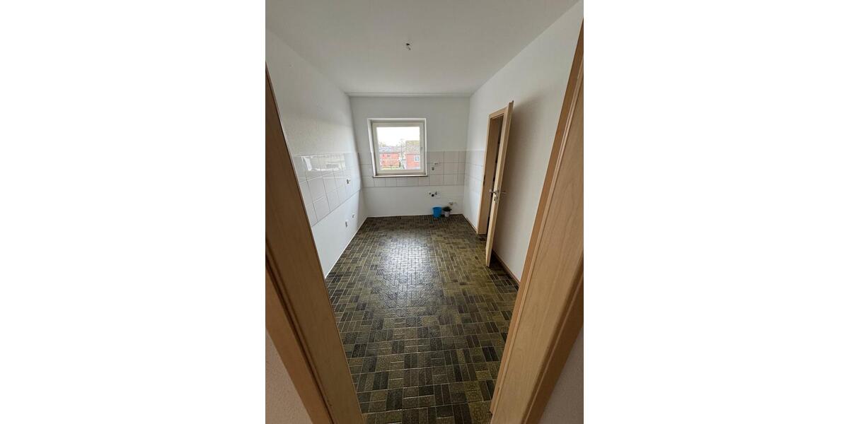 Etagenwohnung Moers Rheinkamp - 4 Zimmer, 95 m&sup2;, 890&euro; | Angebot:25616652