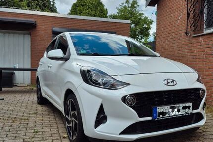 Hyundai i10 50.567 km 9.600 &euro; Moers 47443