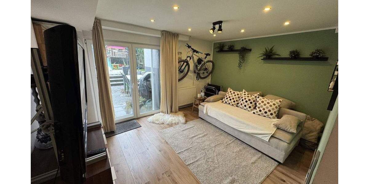 Etagenwohnung Essen Frohnhausen - 4 Zimmer, 98 m&sup2;, 308.000&euro; | Angebot:25755928