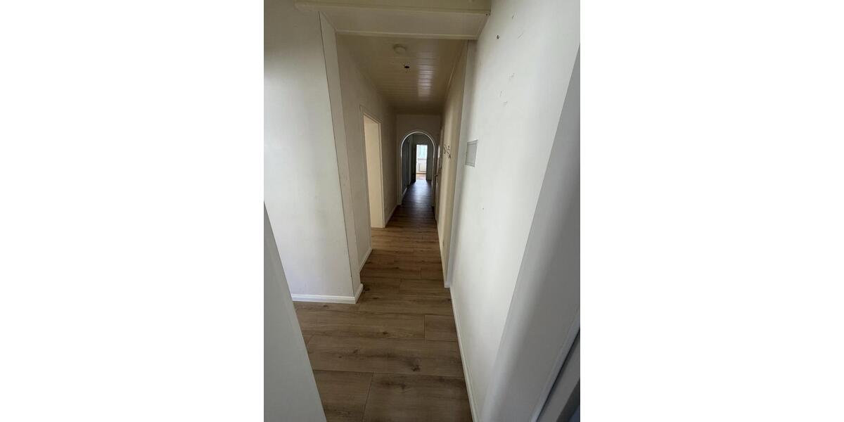 Etagenwohnung Wuppertal Gemarkung Langerfeld - 4 Zimmer, 99 m&sup2;, 220.000&euro; | Angebot:27467550