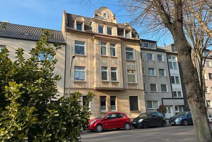 Stilvolles MFH in Meiderich - 4 große Wohnungen am Stadtgarten