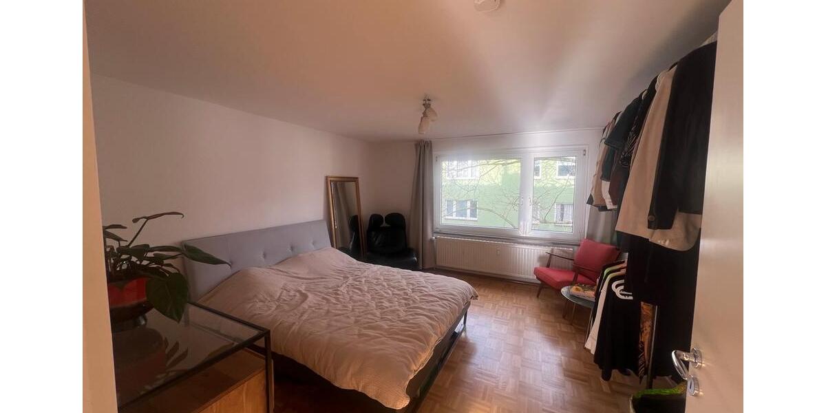 Etagenwohnung Essen Stadtbezirk II - 2 Zimmer, 51 m&sup2;, 750&euro; | Angebot:25780052