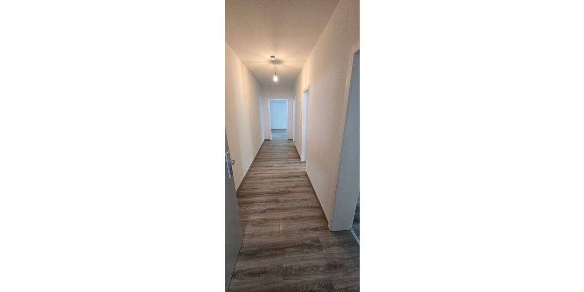 Etagenwohnung Duisburg Mittelmeiderich - 3 Zimmer, 69 m&sup2;, 509&euro; | Angebot:26868797