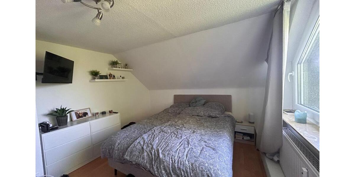 Dachgeschoßwohnung Essen Stadtbezirk VIII - 2 Zimmer, 50 m&sup2;, 719&euro; | Angebot:26326999