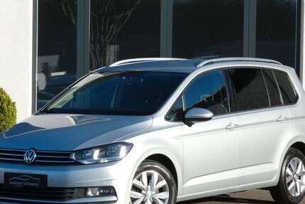 VW Touran 121.995 km 13.890 &euro; Bochum 44807