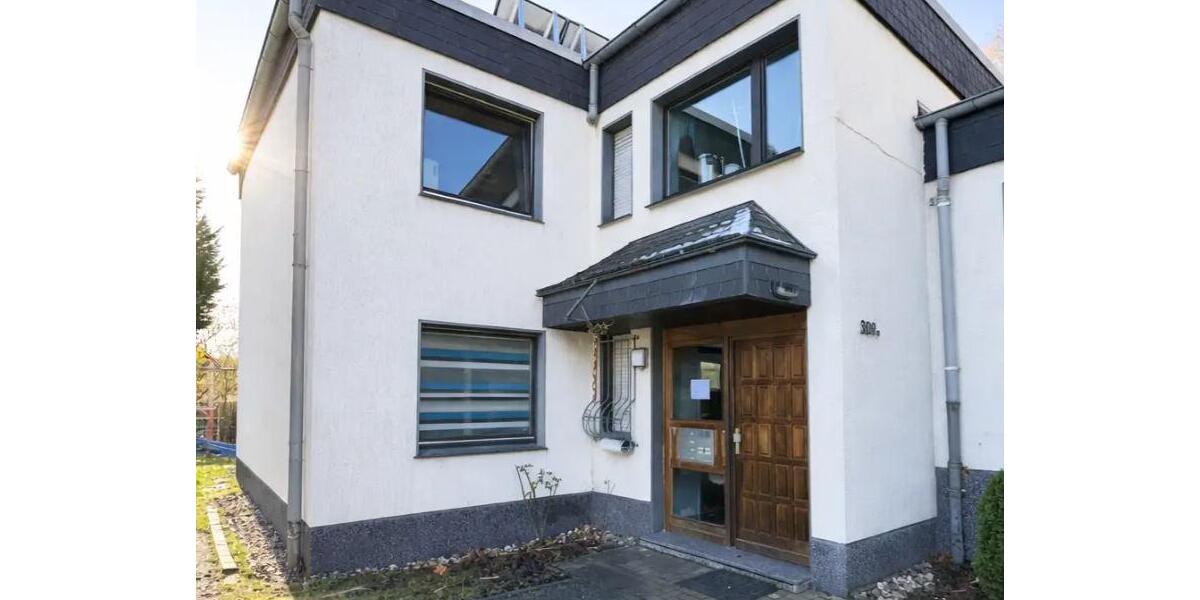 Terrassenwohnung Bochum Laer - 7 Zimmer, 160 m&sup2;, 2.100&euro; | Angebot:26083819