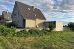 Freistehendes, vollständig saniertes Einfamilienhaus am Feldrand