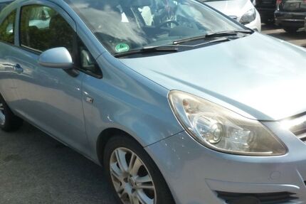 Opel Corsa 143.000 km 1.950 &euro; Bottrop 46238