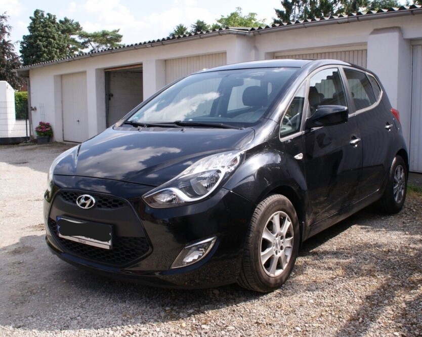 Hyundai IX20 66.000 km 9.990 € Duisburg 47051