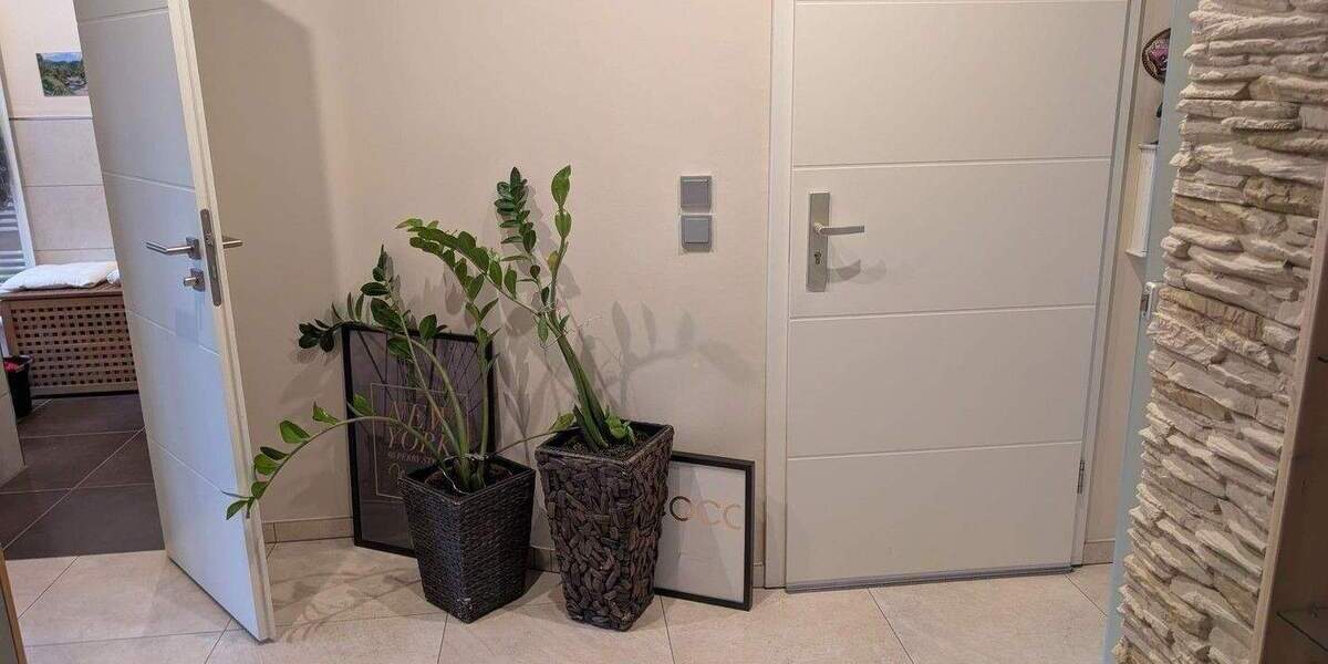 Etagenwohnung Essen Frohnhausen - 4 Zimmer, 98 m&sup2;, 308.000&euro; | Angebot:25755928