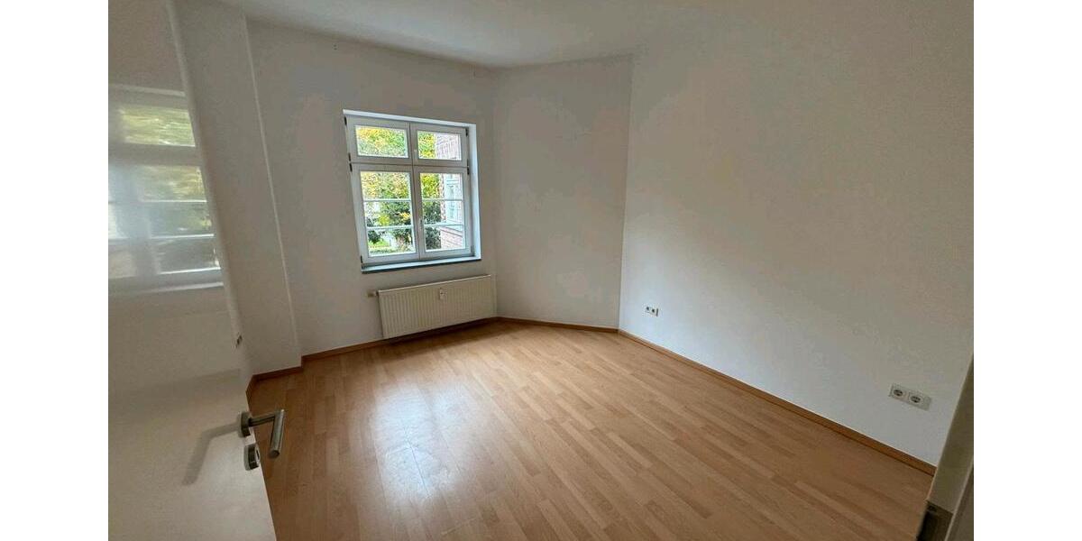 Etagenwohnung Gelsenkirchen Rotthausen - 3 Zimmer, 89 m&sup2;, 860&euro; | Angebot:25780019