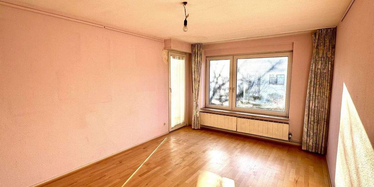 Reihenmittelhaus Erkrath Hochdahl - 6 Zimmer, 118 m&sup2;, 350.000&euro; | Angebot:25717644