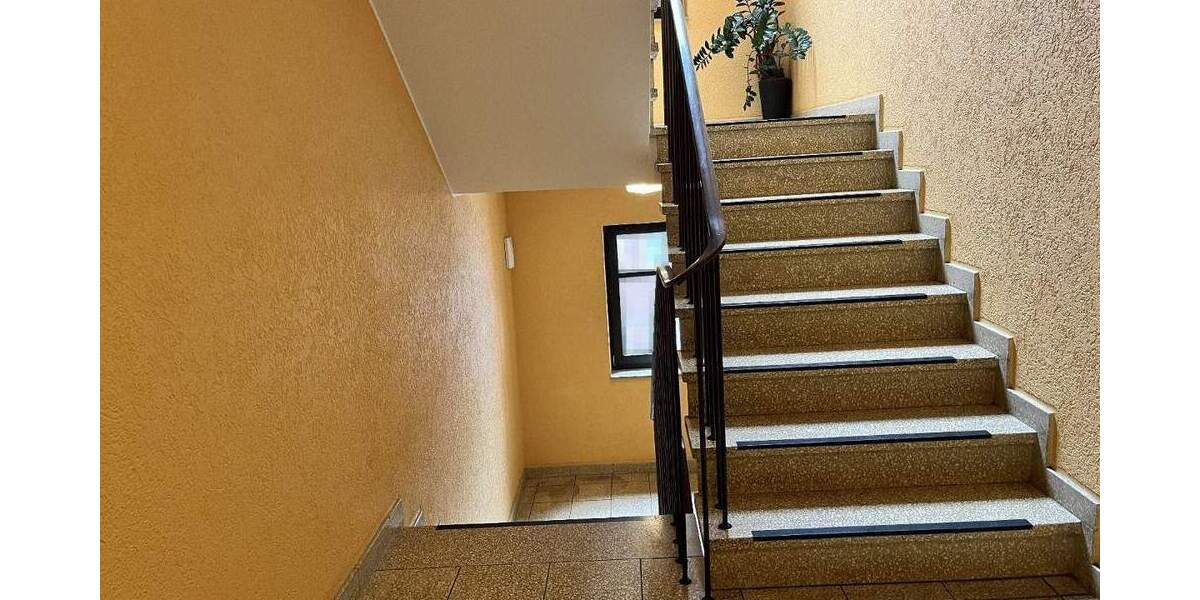 Moderne 3-Zimmerwohnung mit Balkon und zwei Tiefgaragenplätzen in der Moerser City 3 zimmer