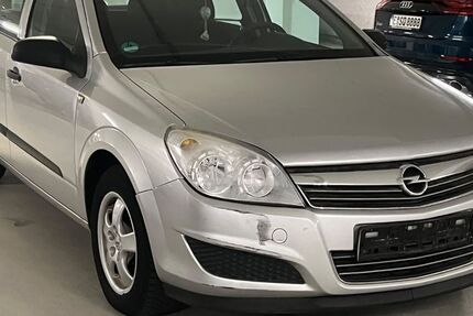 Opel Astra 114.000 km 3.000 &euro; Essen 45326