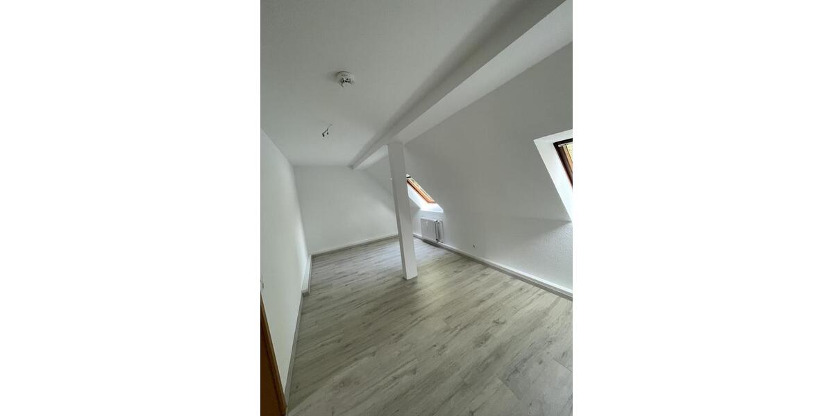 Dachgeschoßwohnung Herne Wanne - 2 Zimmer, 60 m&sup2;, 429&euro; | Angebot:26727938