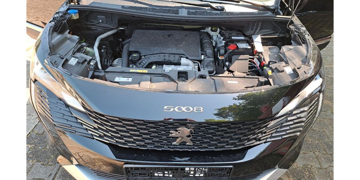 Peugeot 5008 6.700 km 22.999 &euro; Gelsenkirchen 45883