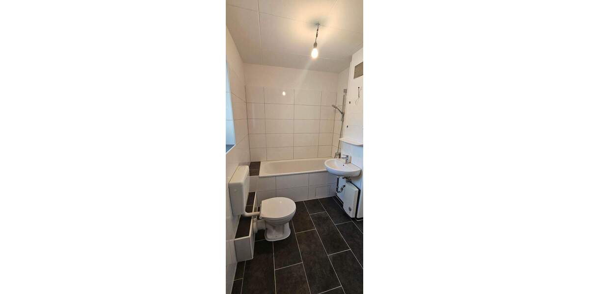 Frisch sanierte Familienwohnung in Marxloh.. 3 zimmer