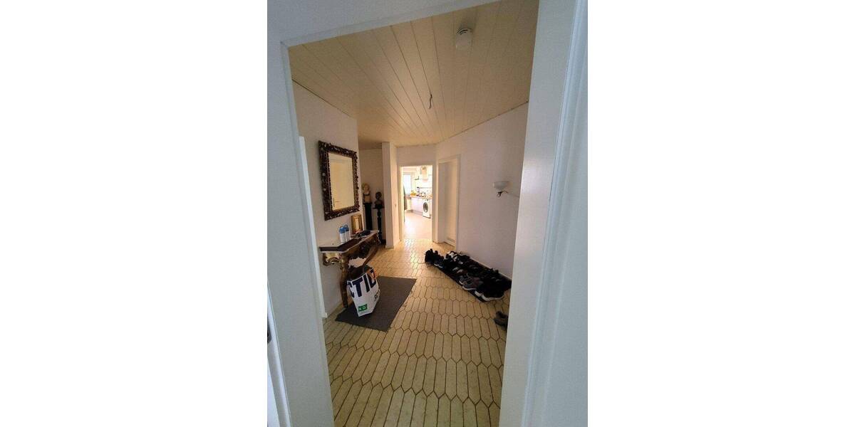 Etagenwohnung Duisburg Neumühl - 4 Zimmer, 114 m&sup2;, 980&euro; | Angebot:26879564