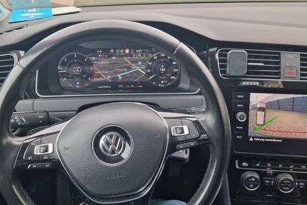 VW Golf