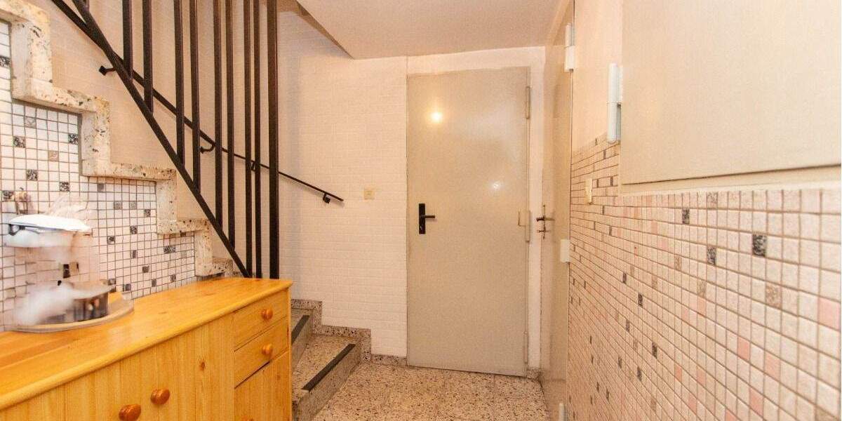 Reihenendhaus mit großer Ausbaureserve im Dachboden *Dach ist neu eingedeckt* 4 zimmer